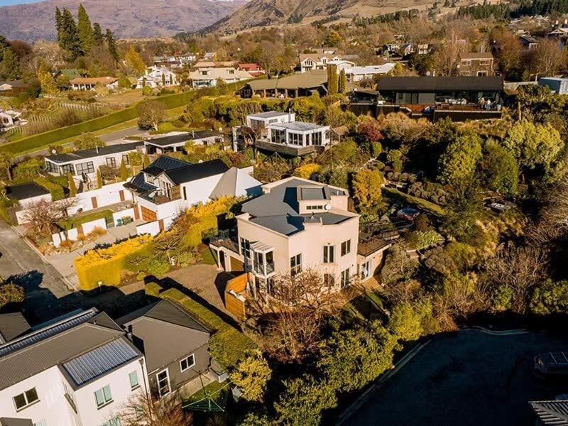Lake View Villa Wanaka Exteriör bild