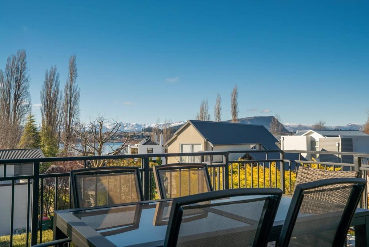 Lake View Villa Wanaka Exteriör bild