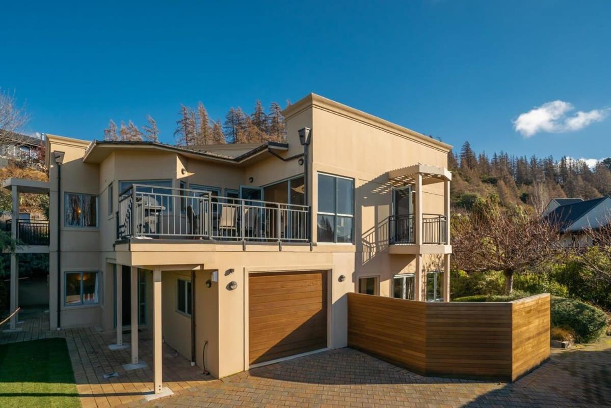 Lake View Villa Wanaka Exteriör bild