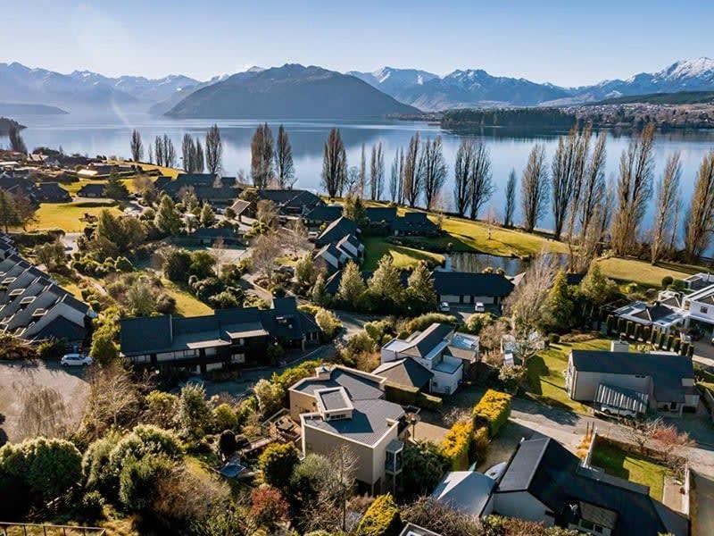 Lake View Villa Wanaka Exteriör bild